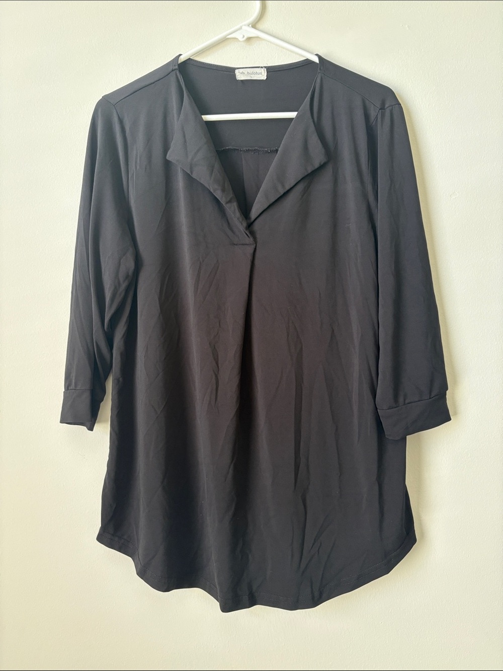 Black Notch-Neck Tunic Top